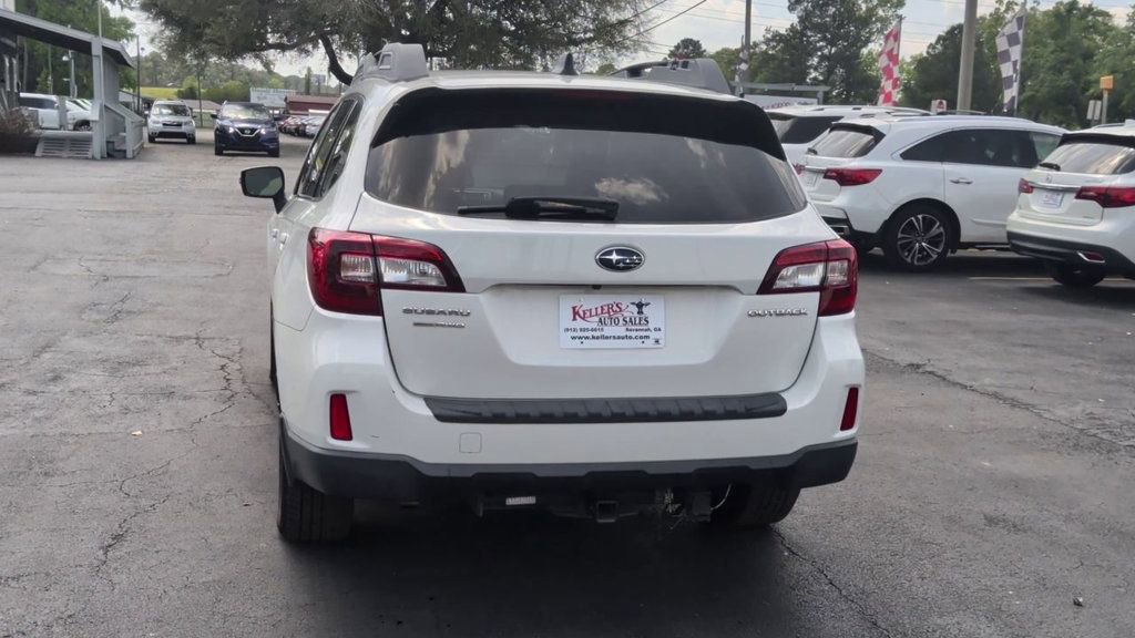 Used 2016 Subaru Outback 2.5i Limited AWD/4WD image 7
