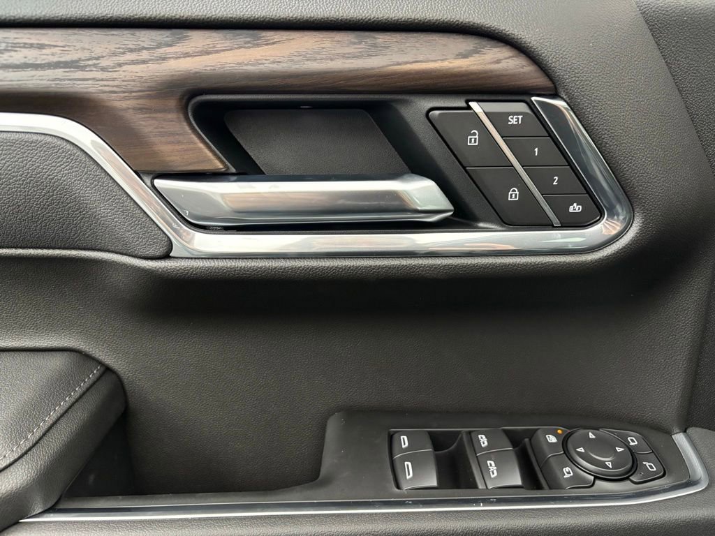 New 2026 GMC Sierra 1500 SLT w/ SLT Premium Package image 16