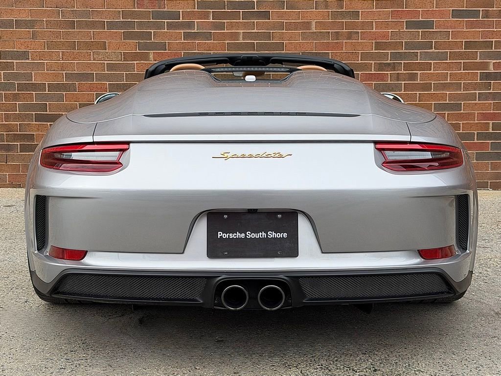 Used 2019 Porsche 911 Speedster image 6
