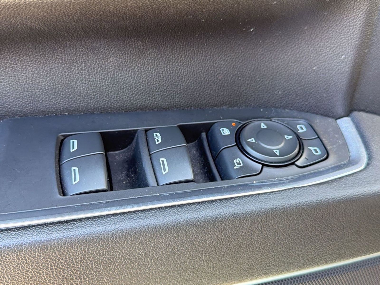 Used 2024 GMC Sierra 2500 SLE w/ SLE Value Package; image 13