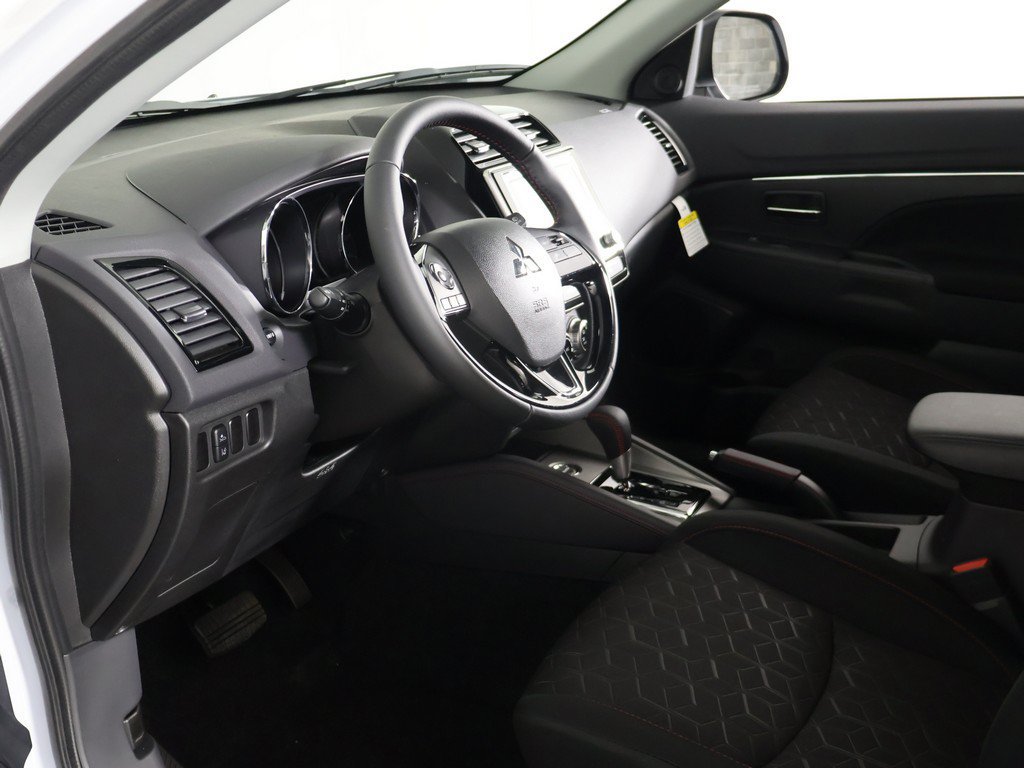 New 2026 Mitsubishi Outlander Sport LE AWD/4WD image 20