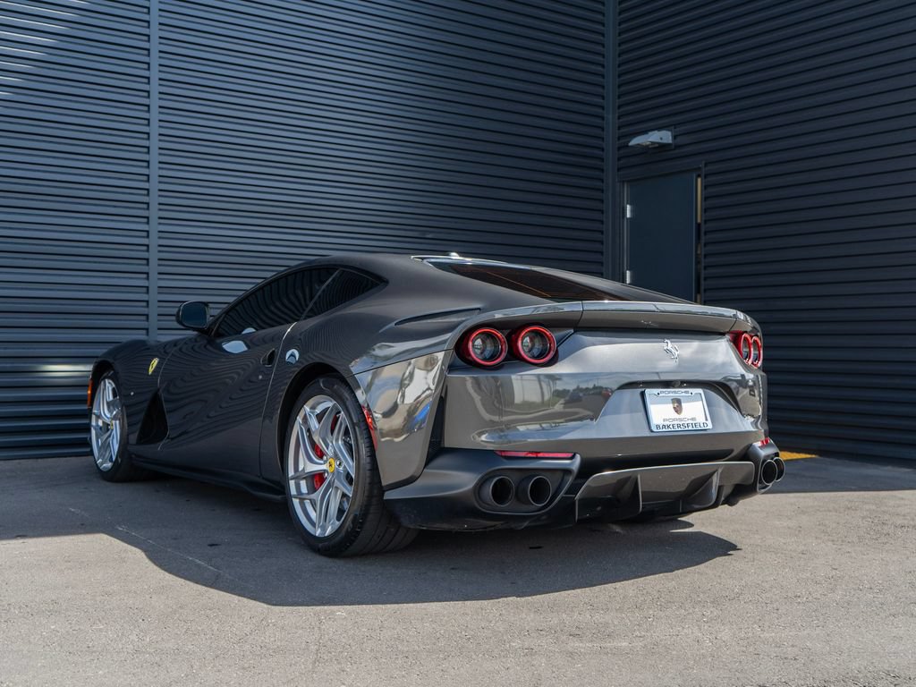 Used 2019 Ferrari 812 Superfast RWD image 3