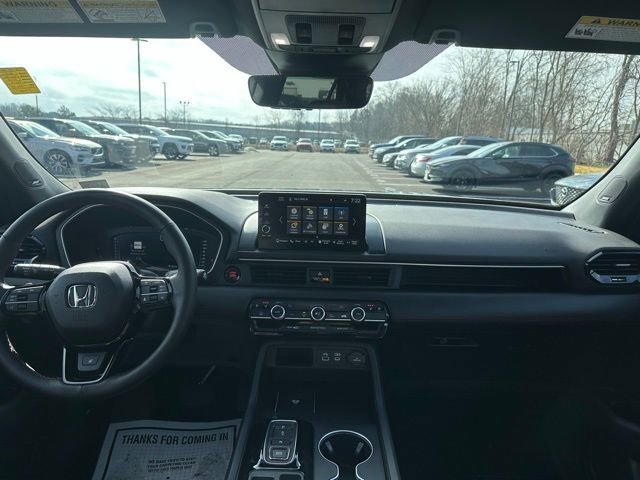 Used 2025 Honda Pilot Black Edition image 27