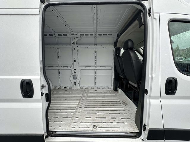 Used 2023 RAM ProMaster 2500 image 22
