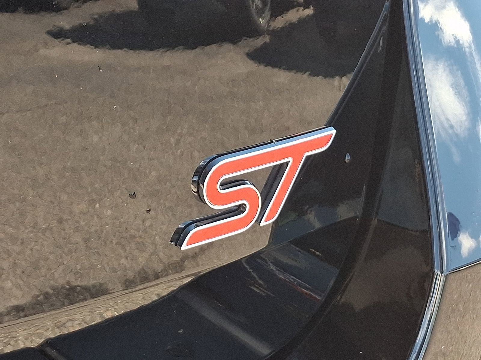 Used 2025 Ford Explorer ST w/ Sun And Sound Package image 29