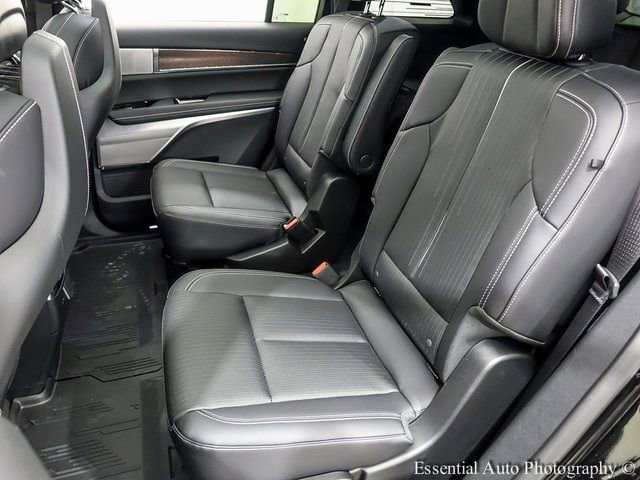 New 2026 Cadillac Vistiq Luxury w/ LPO, Floor Liner Package image 10