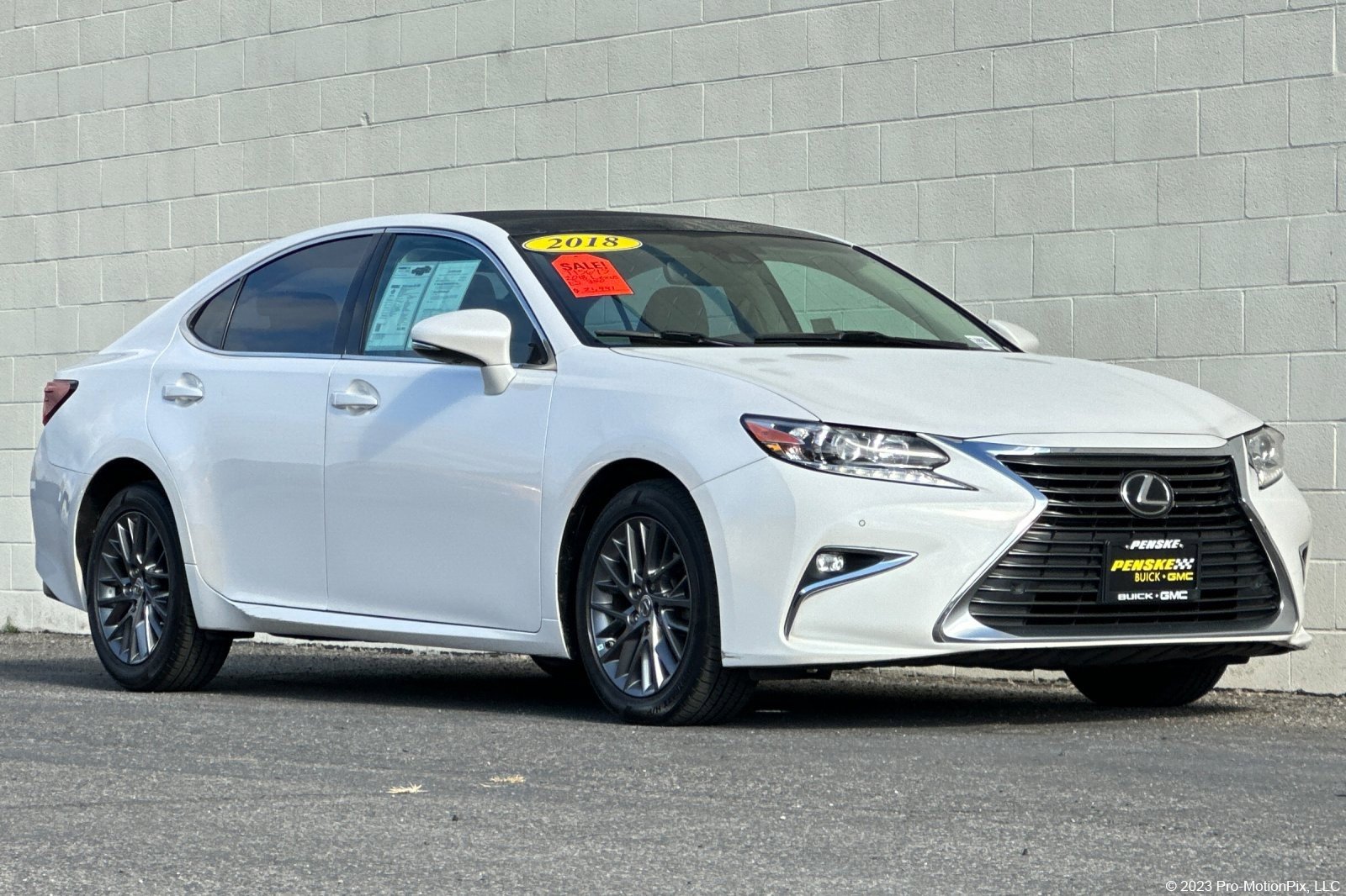 Used 2018 Lexus ES 350 w/ Navigation System Package