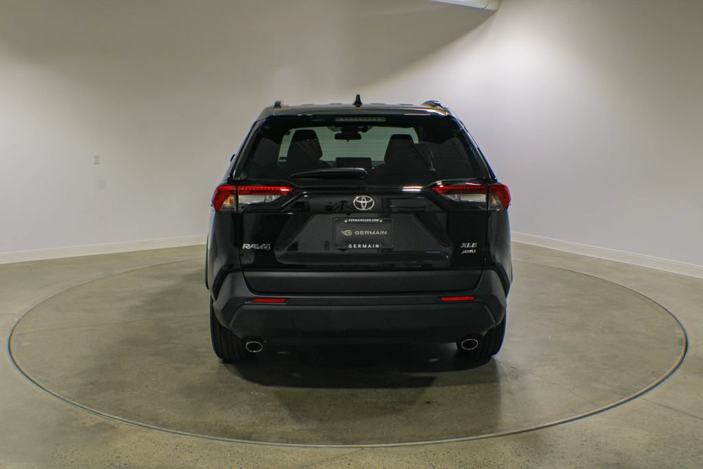 Used 2025 Toyota RAV4 XLE Premium w/ Weather Package AWD/4WD image 4