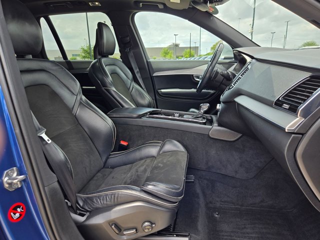 Used 2017 Volvo XC90 T5 R-Design w/ Vision Package image 19