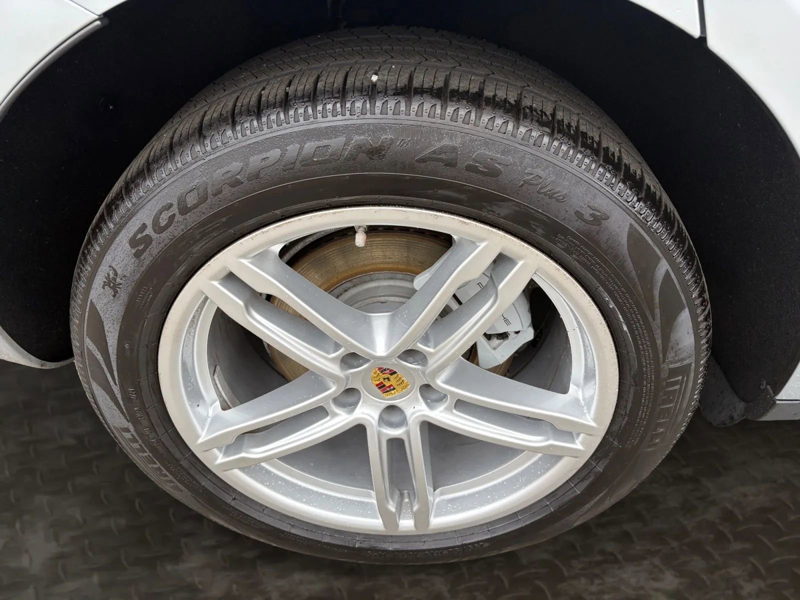 Used 2017 Porsche Macan S AWD/4WD image 38