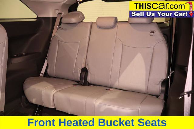 Used 2025 Toyota Sienna XLE image 24