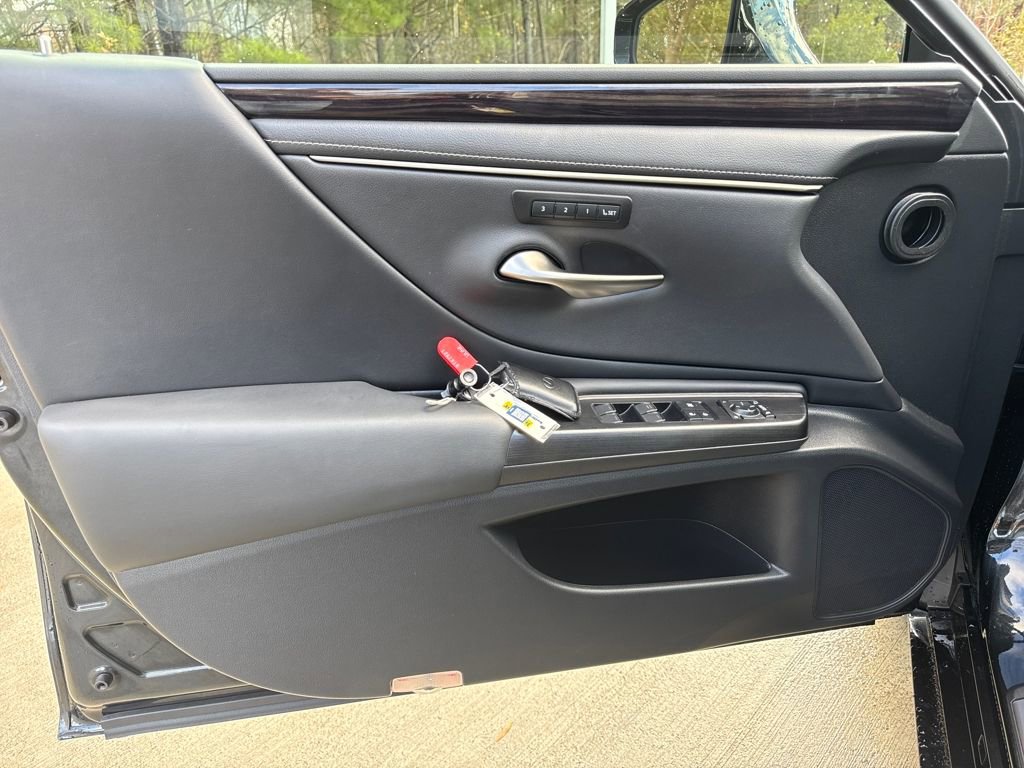 Used 2021 Lexus ES 350 w/ Premium Package image 14