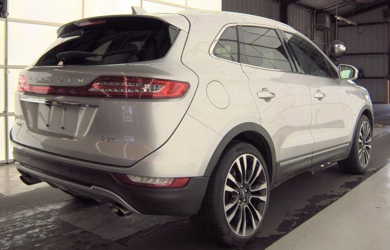 Used 2019 Lincoln MKC Reserve w/ MKC Climate Package AWD/4WD image 9