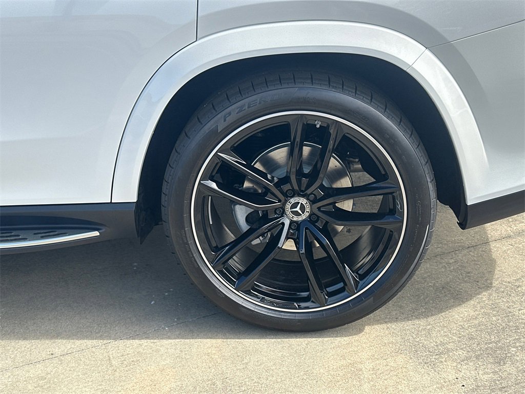 New 2026 Mercedes-Benz GLS 580 4MATIC image 23