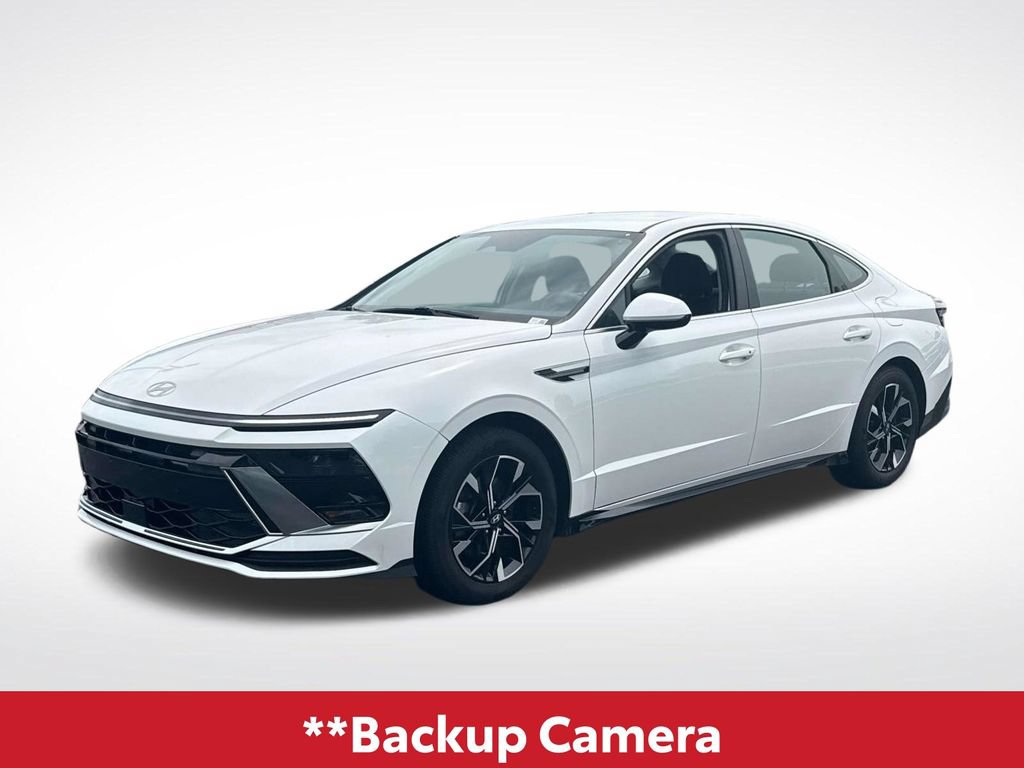 Used 2025 Hyundai Sonata SEL FWD image 4