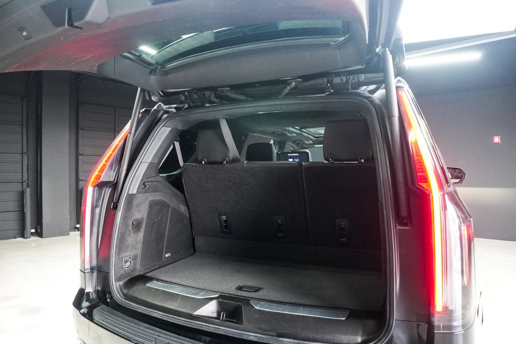 Used 2023 Cadillac Escalade V AWD/4WD image 54