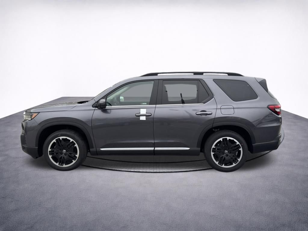 New 2026 Honda Pilot Touring image 7