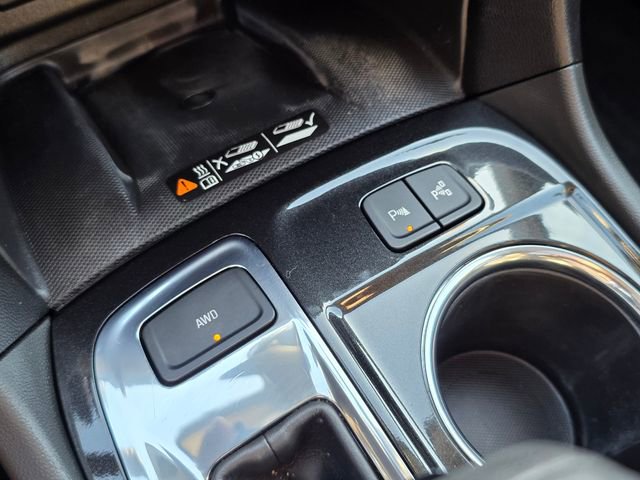 Used 2023 Chevrolet Equinox Premier AWD/4WD image 35