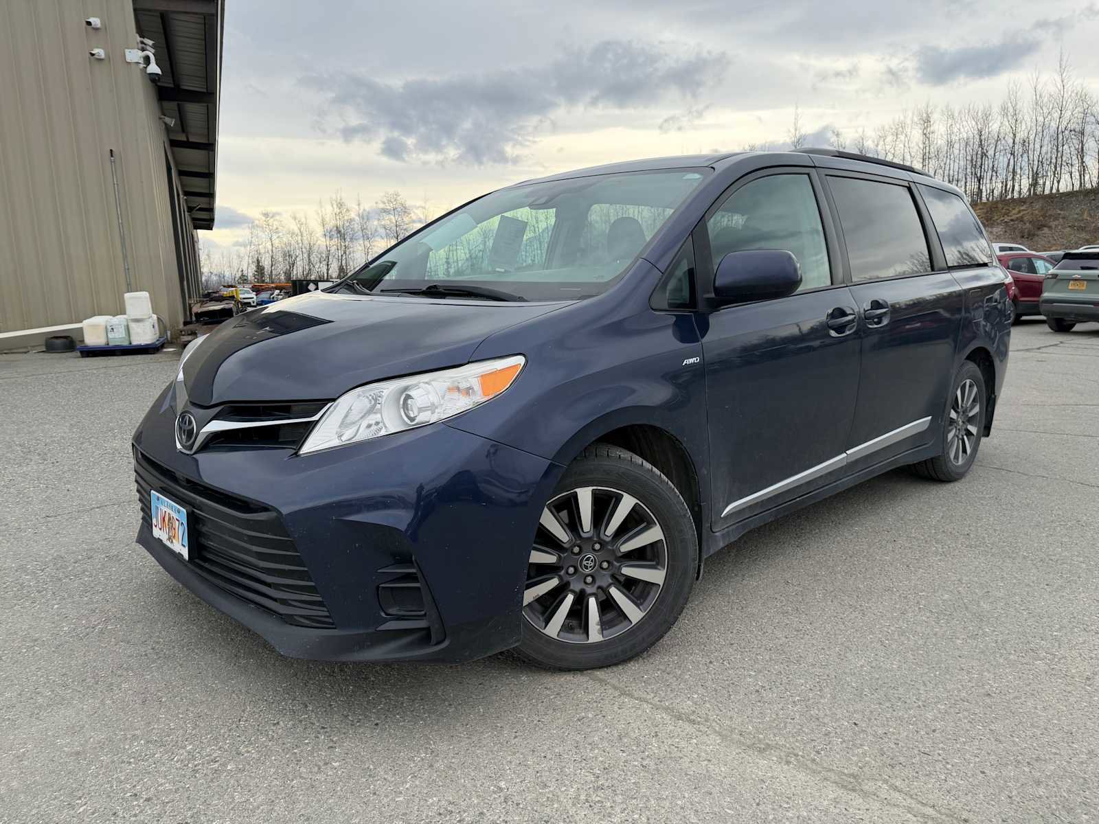 Used 2018 Toyota Sienna LE w/ Carpet Mat Package