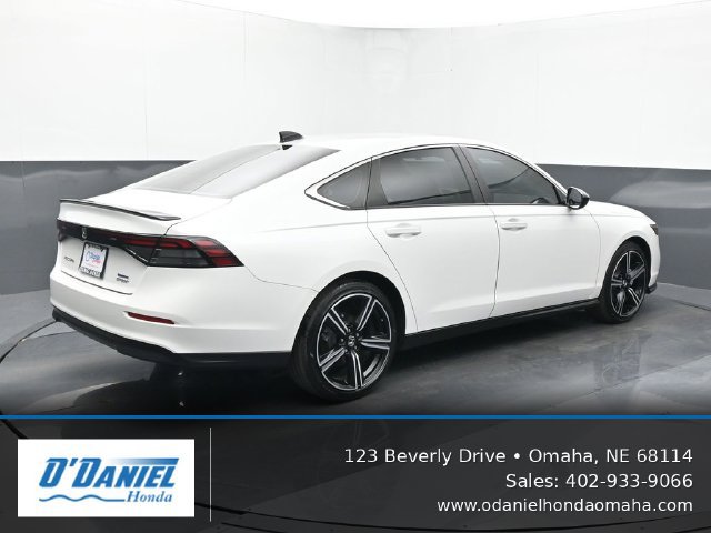 Used 2025 Honda Accord Sport image 6