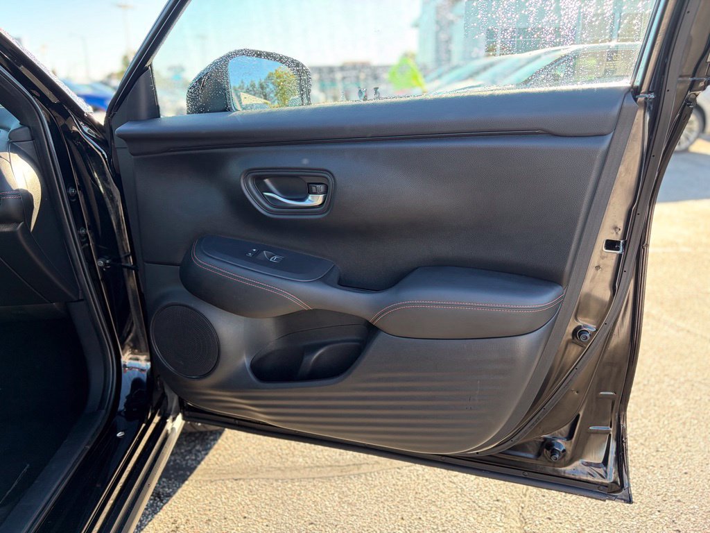 Used 2024 Honda HR-V Sport image 12