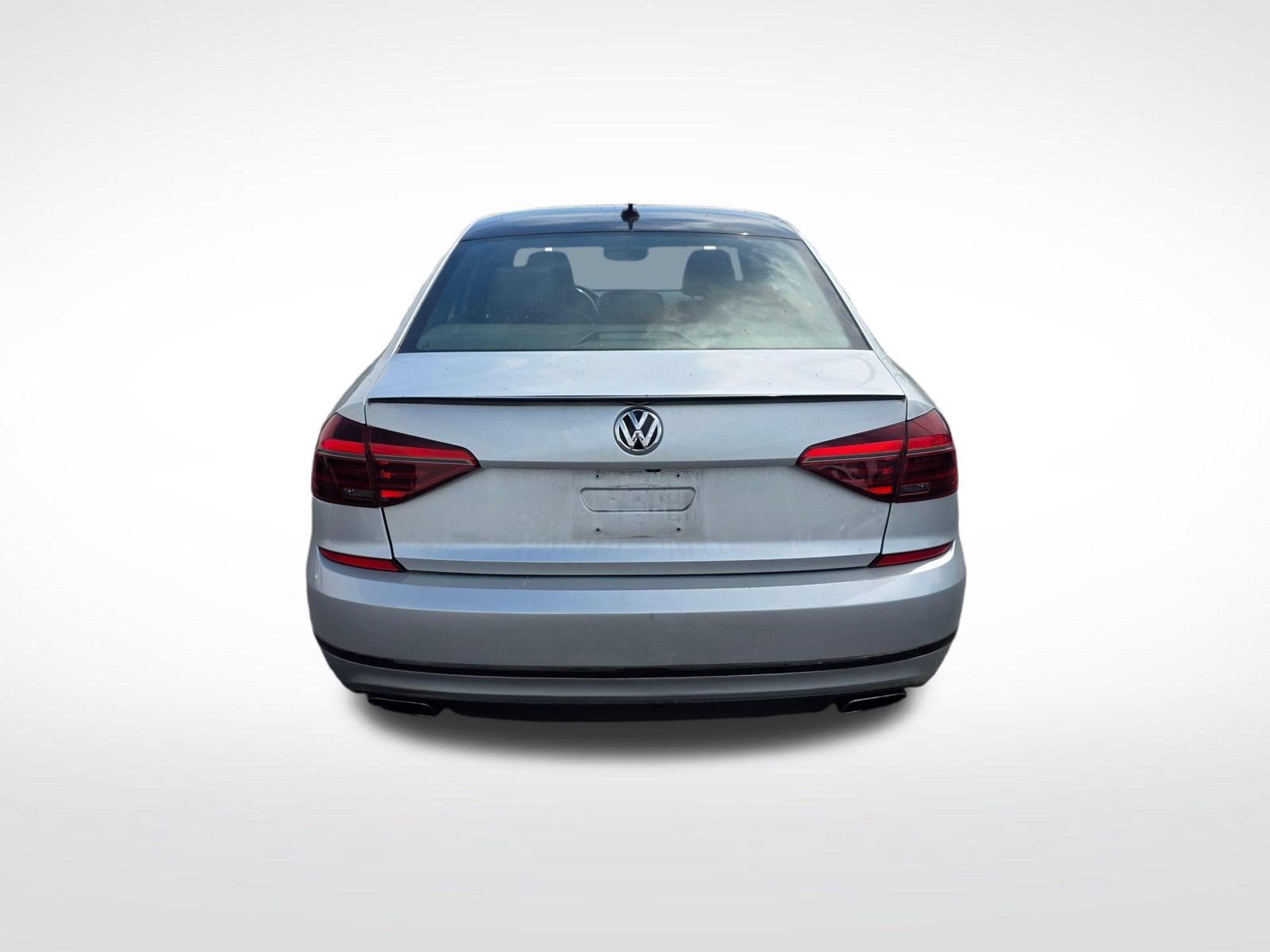 Used 2018 Volkswagen Passat 3.6 FWD image 6