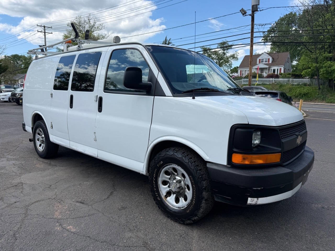 Used 2013 Chevrolet Express 1500 RWD image 8
