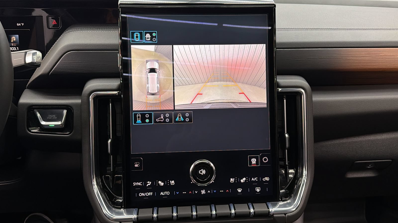 Used 2026 GMC Yukon Denali w/ Sun & Power Step Package AWD/4WD image 32