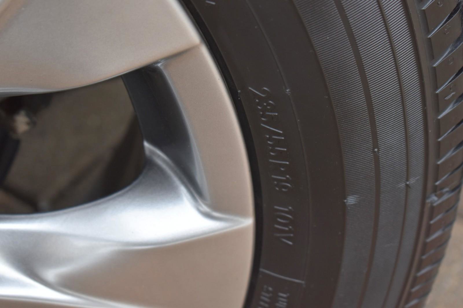 Used 2023 Toyota RAV4 Limited image 49