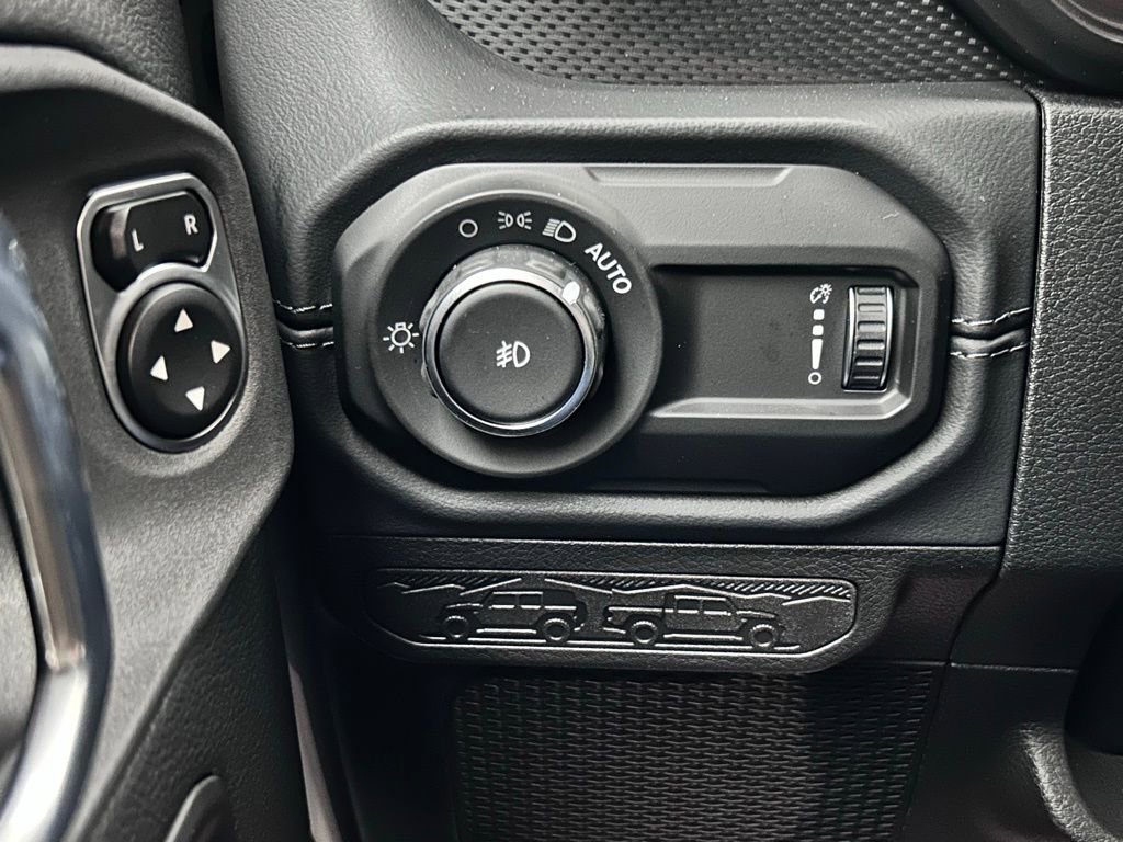 New 2026 Jeep Wrangler Rubicon image 17
