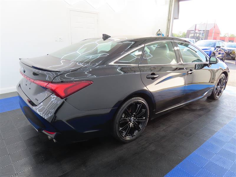 Used 2019 Toyota Avalon XSE w/ All Weather Liner Package FWD image 14