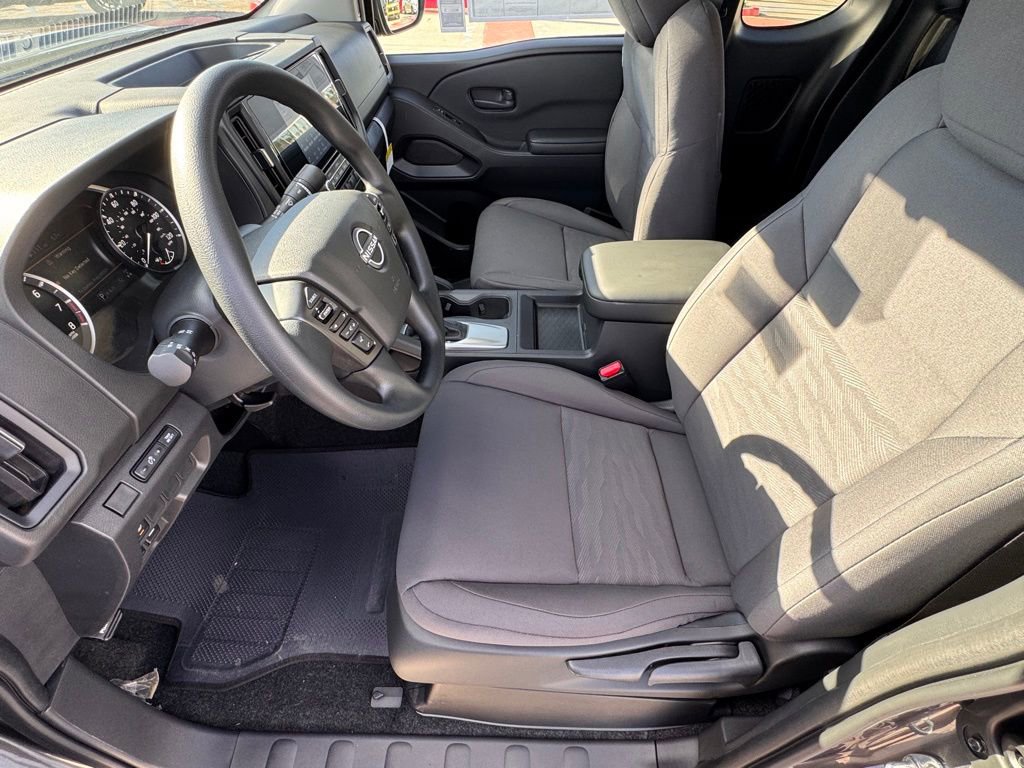 New 2026 Nissan Frontier S image 9