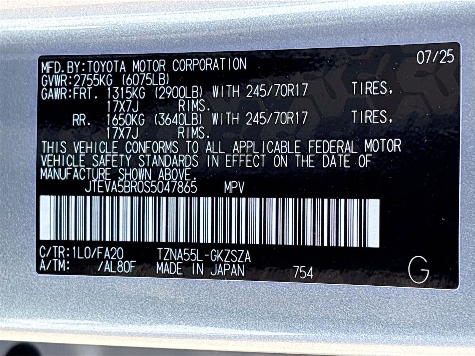 Used 2025 Toyota 4Runner SR5 AWD/4WD image 36