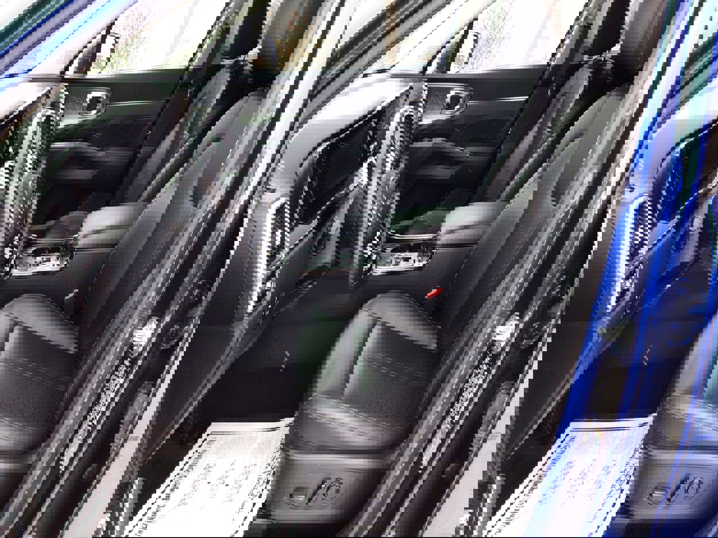 Used 2023 Kia Sorento SX image 11