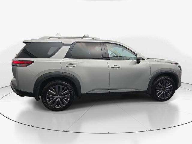 Used 2023 Nissan Pathfinder SL w/ SL Premium Package AWD/4WD image 12