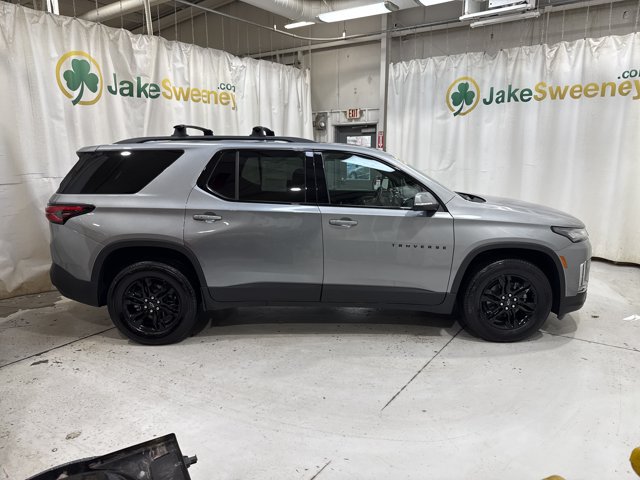 Used 2023 Chevrolet Traverse LT FWD image 14