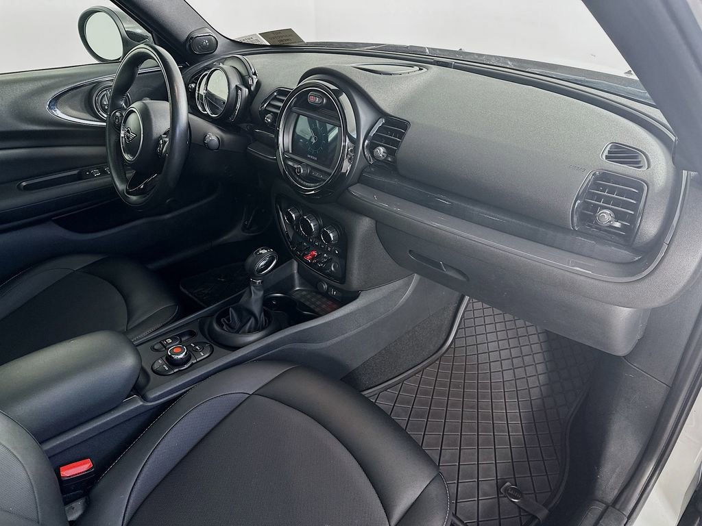 Used 2019 MINI Cooper Clubman ALL4 image 32
