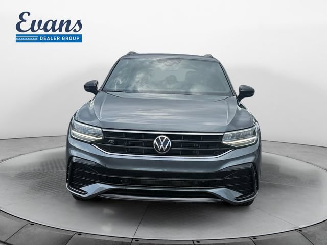 Used 2023 Volkswagen Tiguan SE R-Line FWD image 10