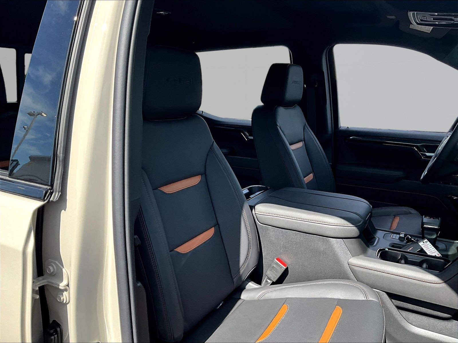 New 2026 GMC Sierra 1500 AT4 w/ AT4 Premium Package AWD/4WD image 18