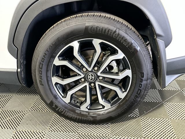 Used 2025 Toyota Corolla Cross AWD Hybrid image 28