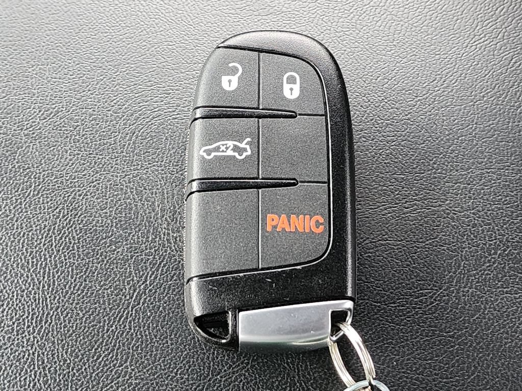 Used 2022 Dodge Challenger R/T Scat Pack RWD image 37