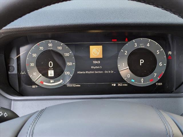 Used 2025 Land Rover Range Rover Velar Dynamic SE image 11