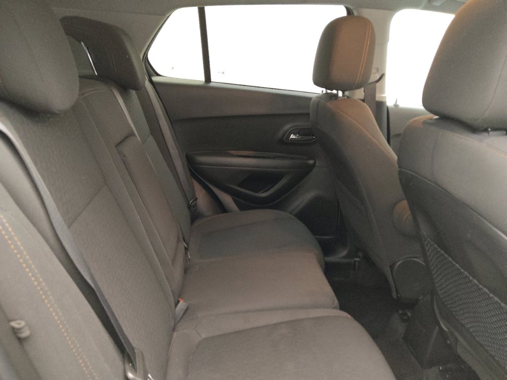 Used 2020 Chevrolet Trax LS w/ Tint and Cruise Package FWD image 19