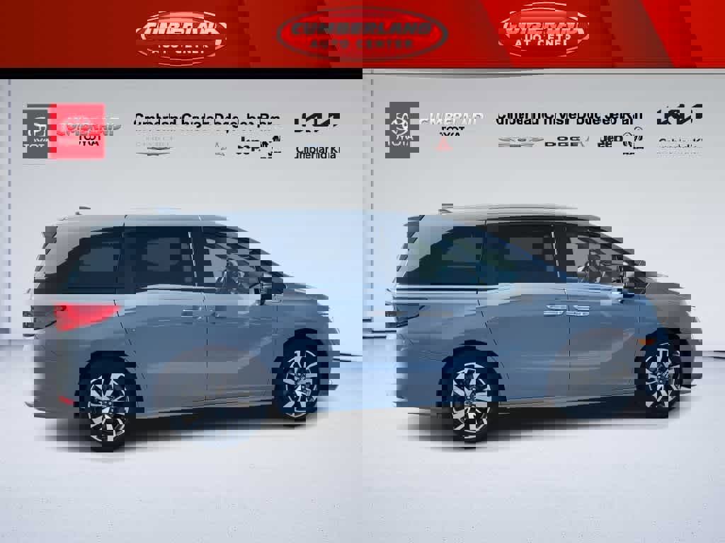 Used 2023 Honda Odyssey Touring image 9