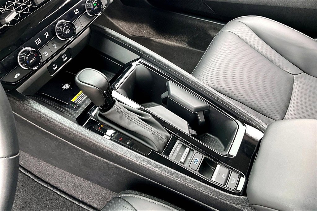 Used 2025 Honda Accord EX-L image 14
