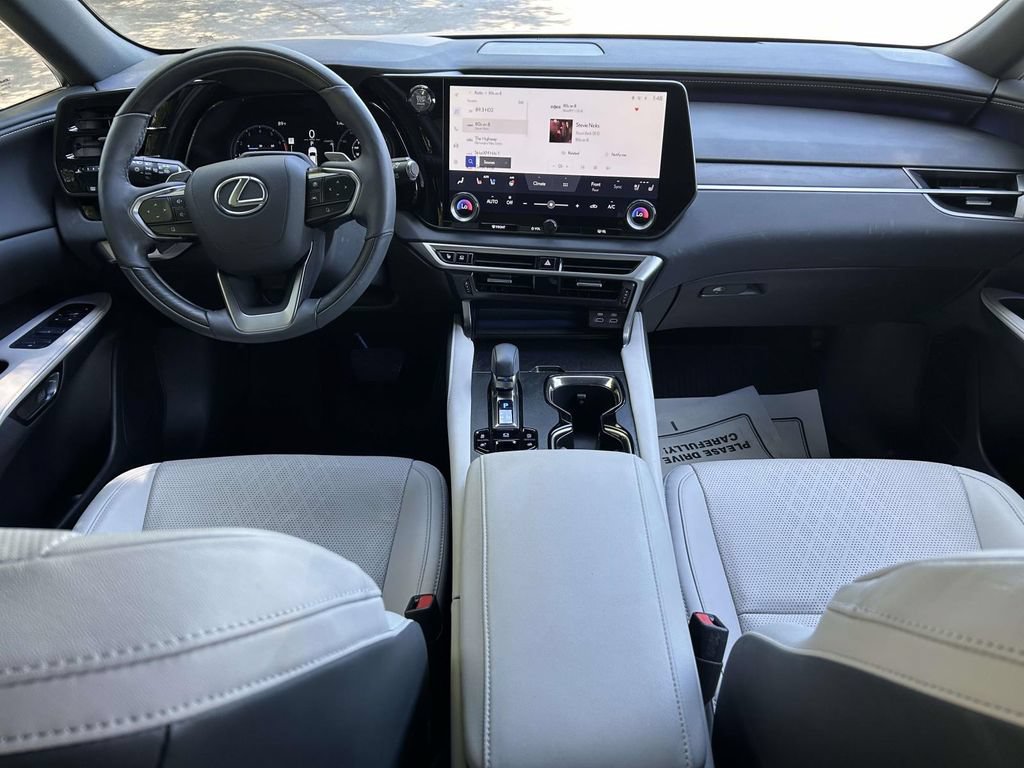 Used 2025 Lexus RX 350 Premium Plus w/ Convenience Package AWD/4WD image 10