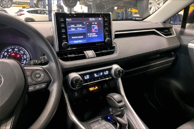 Used 2019 Toyota RAV4 XLE w/ Convenience Package AWD/4WD image 6