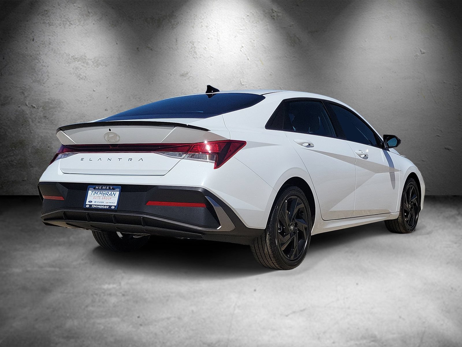 New 2026 Hyundai Elantra SEL Sport FWD image 3