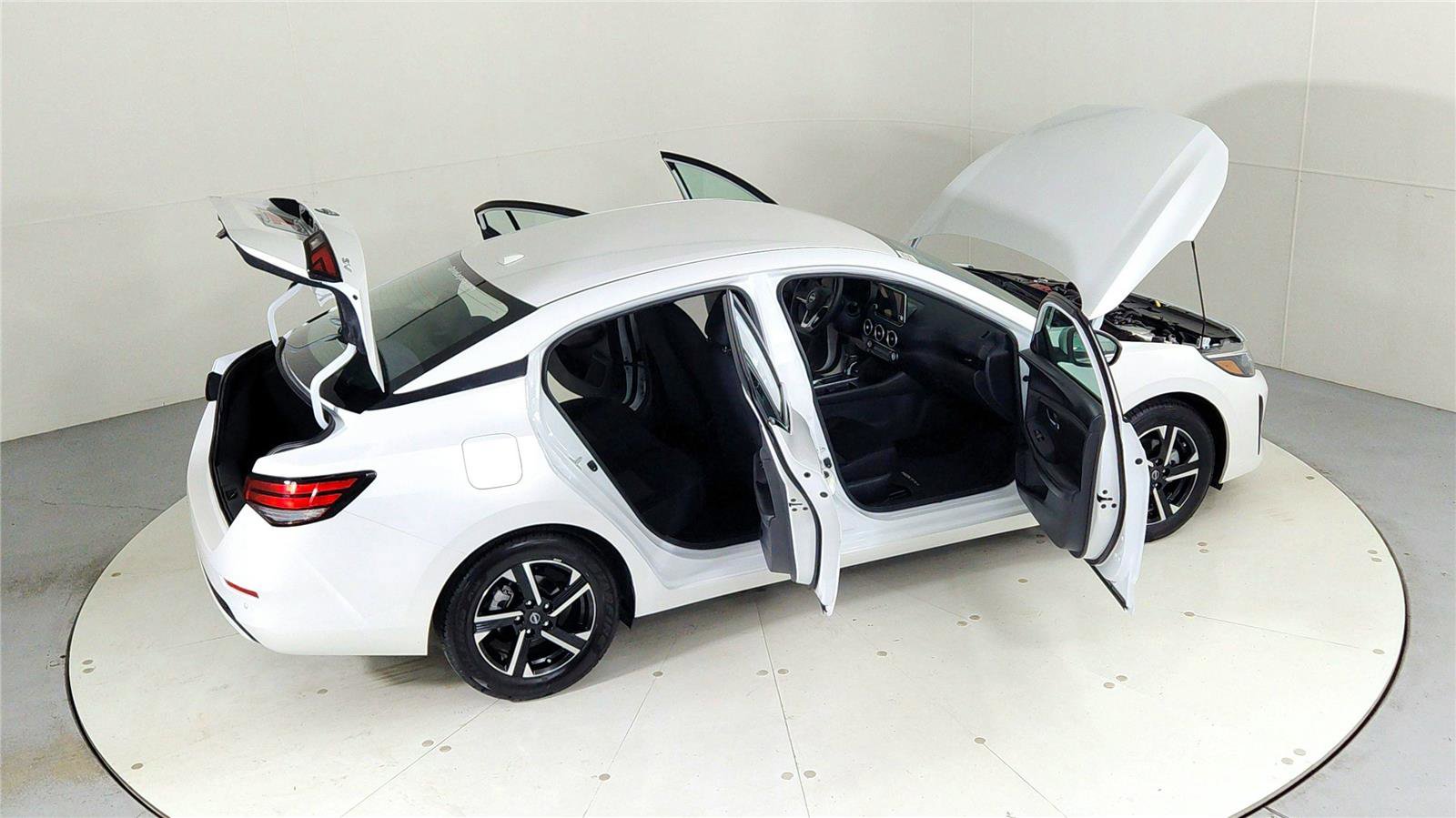 Used 2024 Nissan Sentra SV image 46