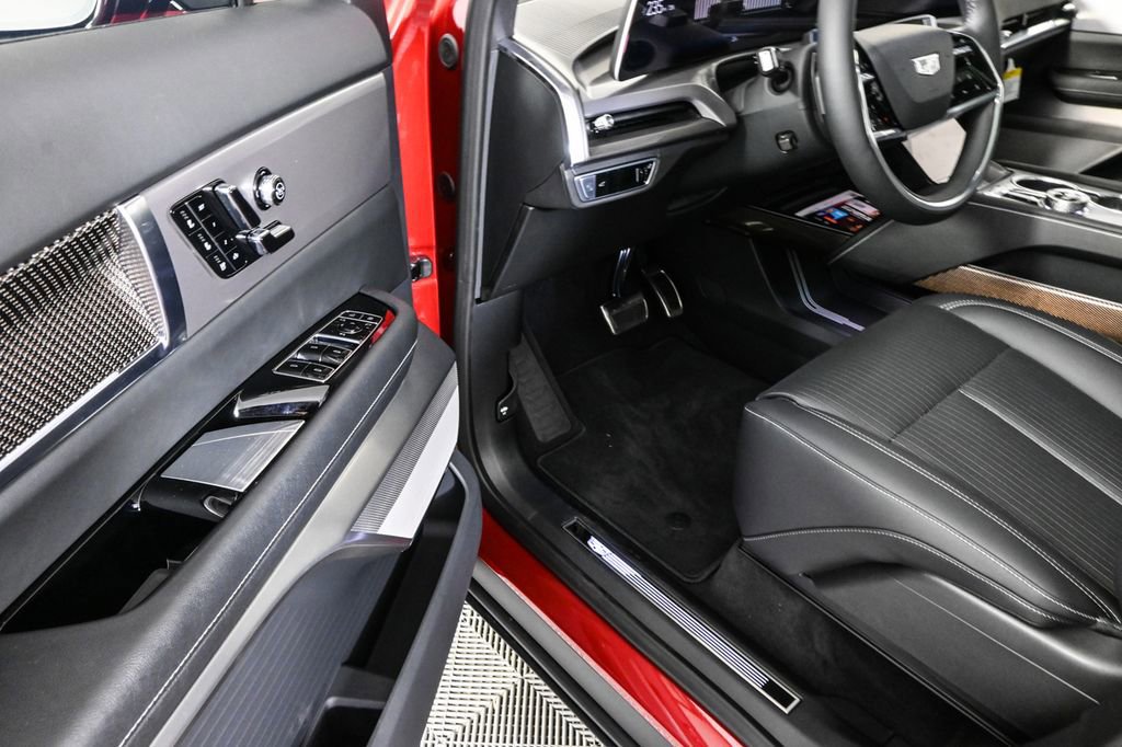 New 2026 Cadillac Vistiq Sport image 7